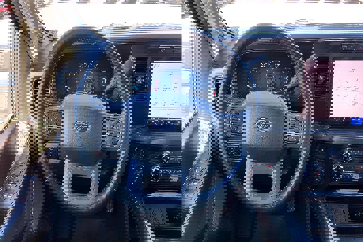 Certified 2023 Ford F250 Lariat w/ Chrome Package image 6