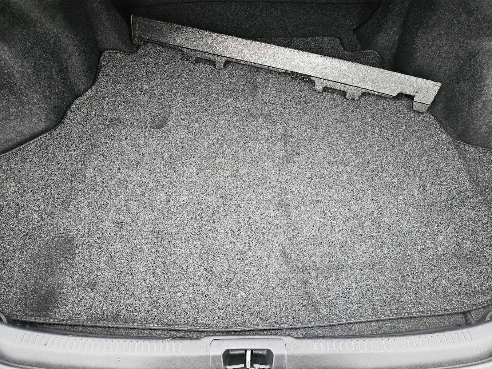 Used 2014 Toyota Camry L FWD image 28