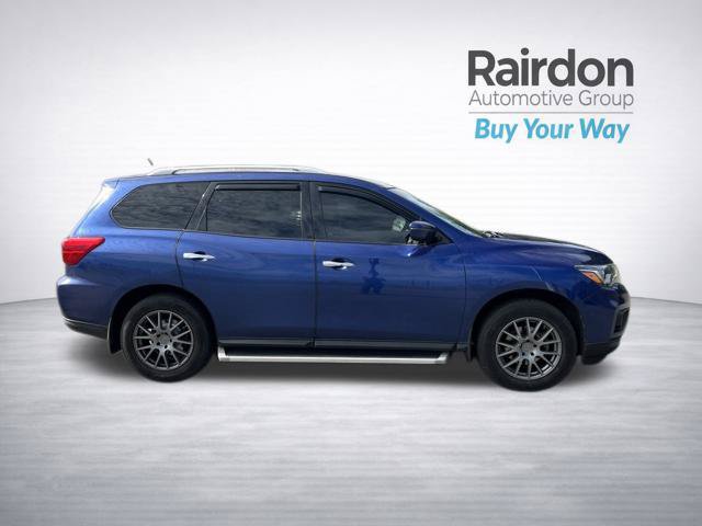 Used 2018 Nissan Pathfinder SV AWD/4WD image 8