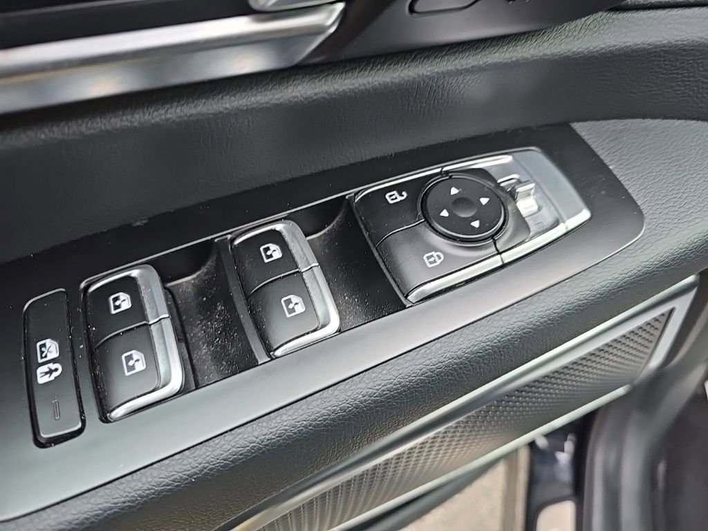 Used 2024 Kia Telluride SX Prestige w/ Towing Package image 13