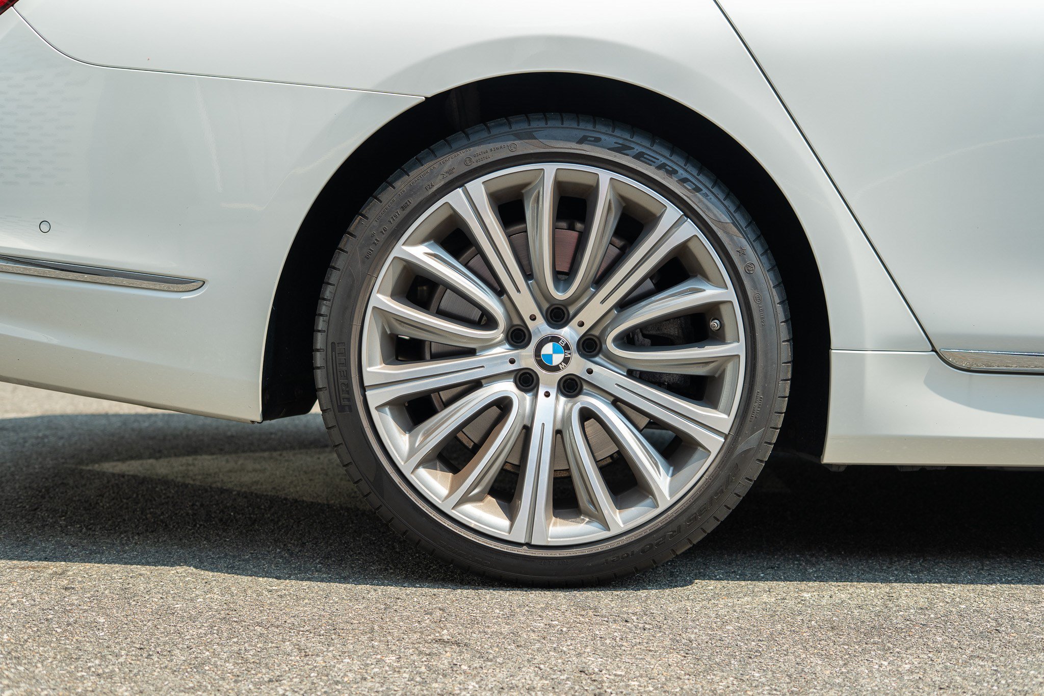 Used 2022 BMW 750i xDrive w/ Executive Package AWD/4WD image 30