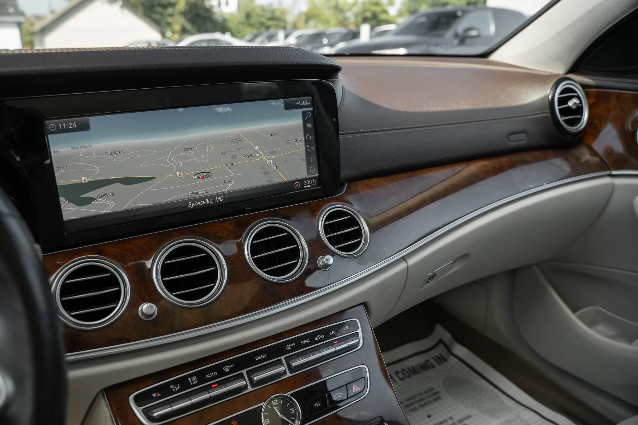 Used 2019 Mercedes-Benz E 450 4MATIC Wagon image 22