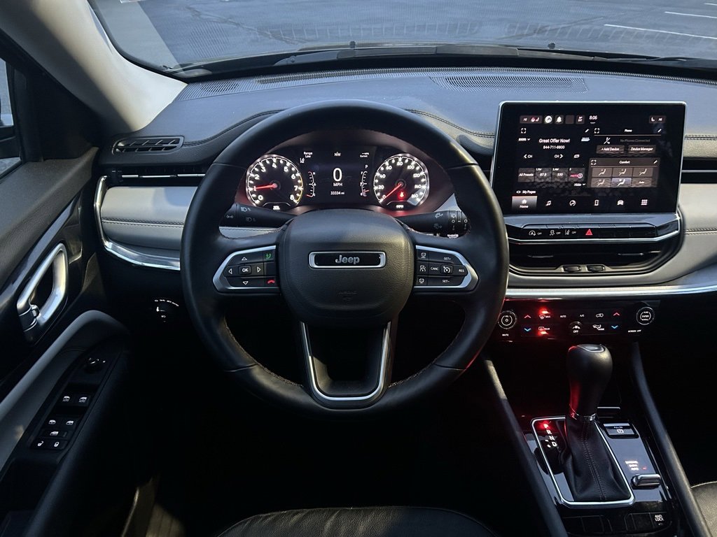 Used 2022 Jeep Compass Limited image 3