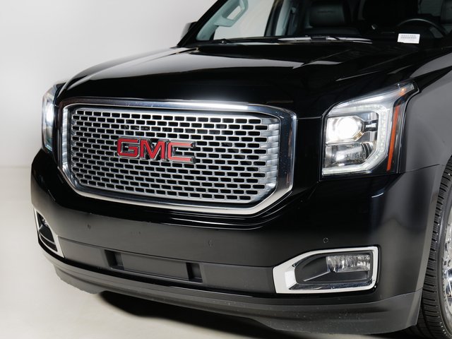 Used 2015 GMC Yukon Denali w/ Open Road Package AWD/4WD image 30
