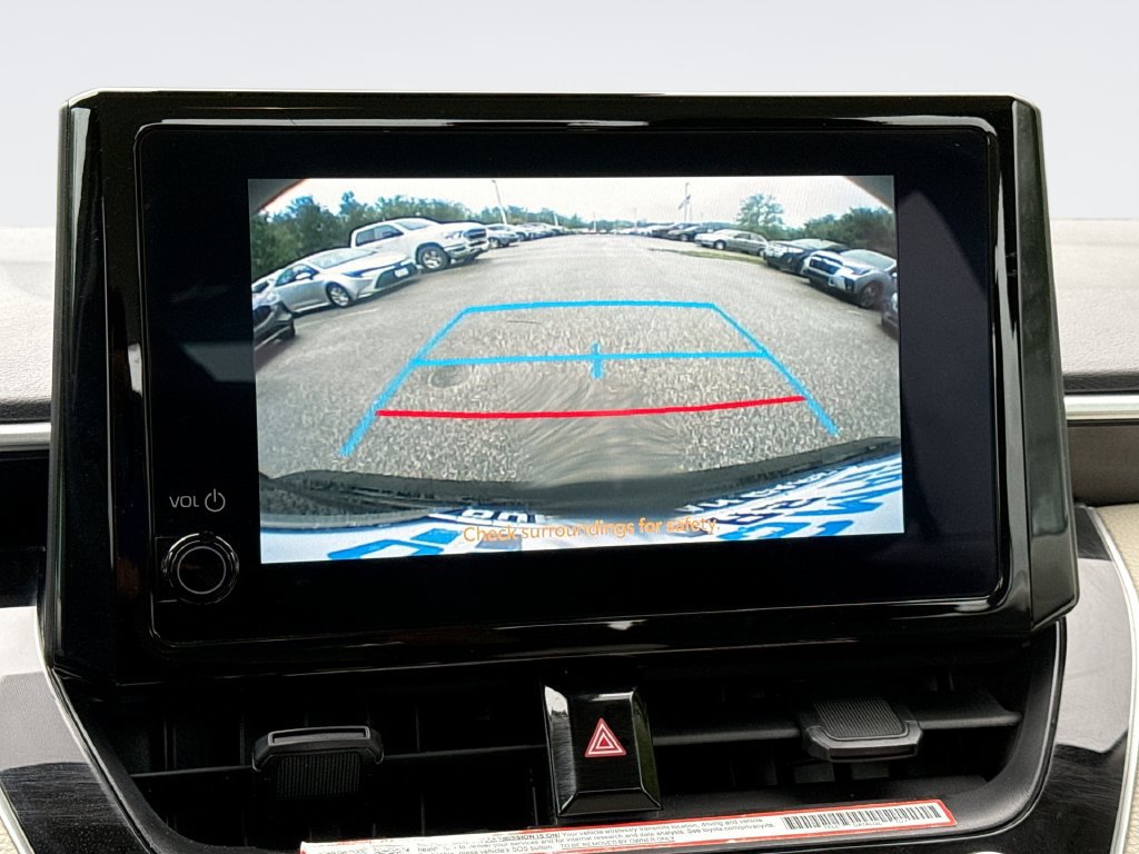 Used 2025 Toyota Corolla LE FWD image 23