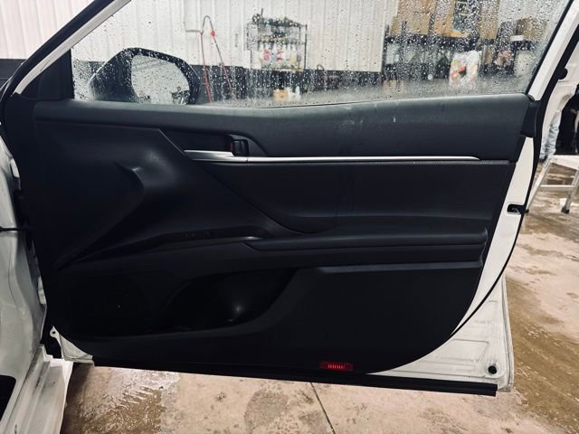 Used 2024 Toyota Camry SE image 12