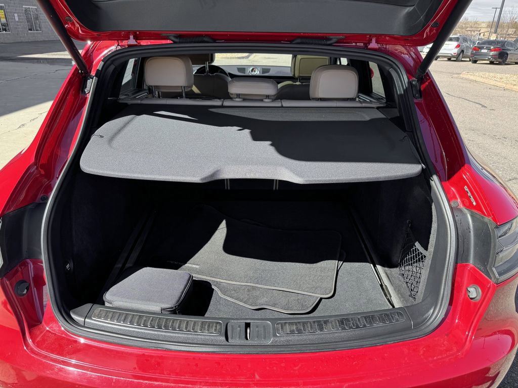 Used 2020 Porsche Macan GTS image 9