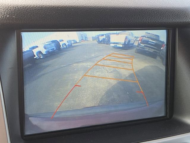 Used 2017 GMC Yukon SLT image 3