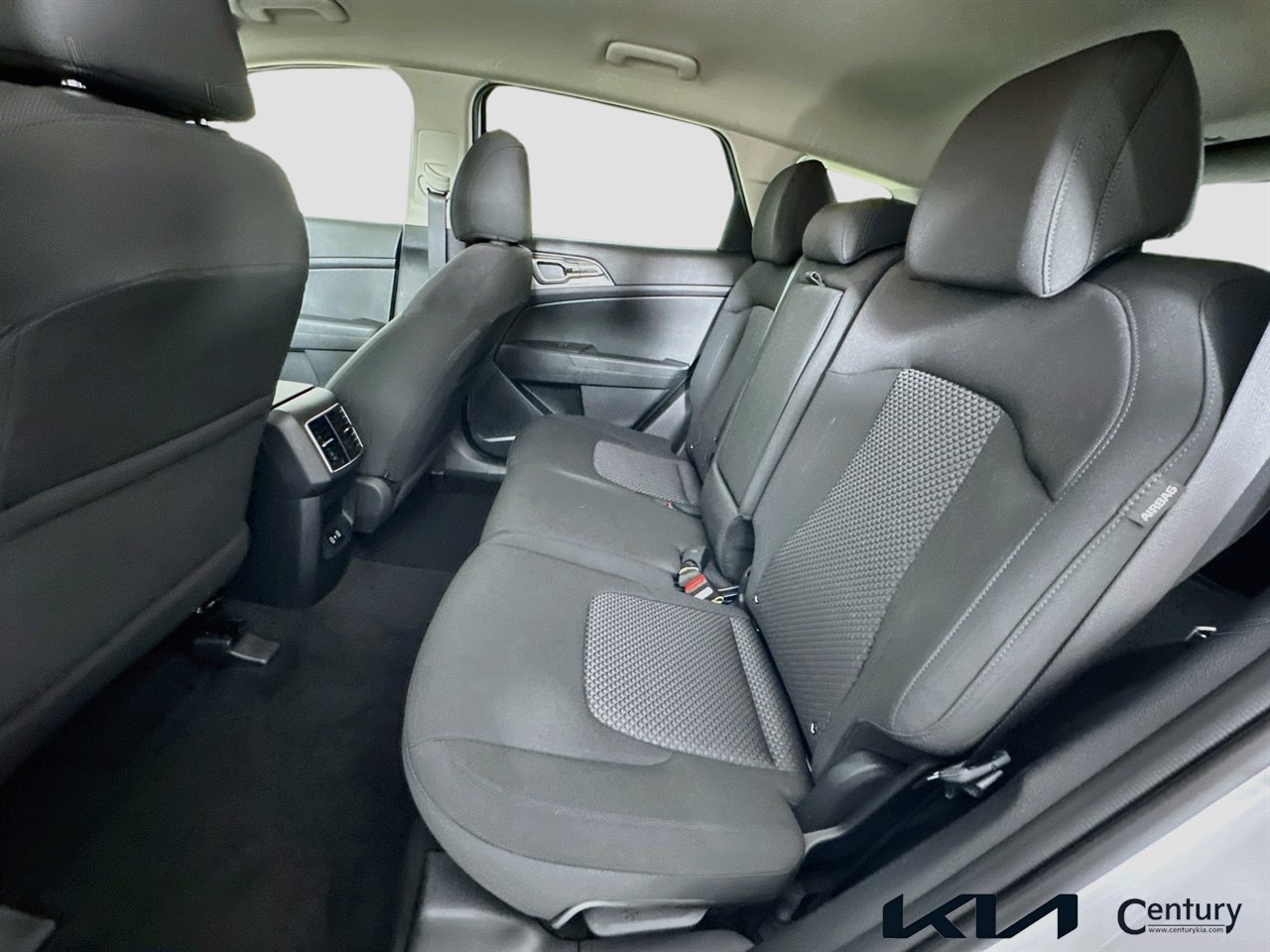New 2026 Kia Sportage LX w/ LX Convenience Package FWD image 19