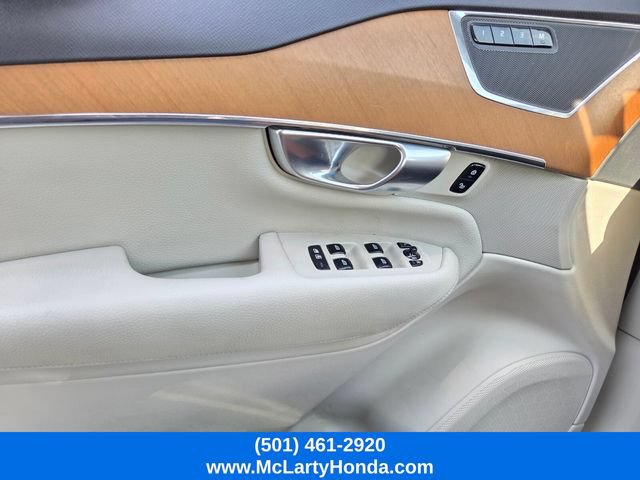 Used 2022 Volvo XC90 T5 Momentum FWD image 37