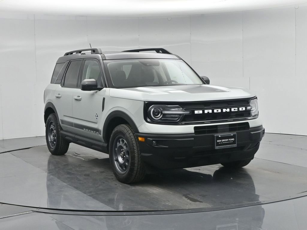 Certified 2024 Ford Bronco Sport Outer Banks w/ Tech Package image 63
