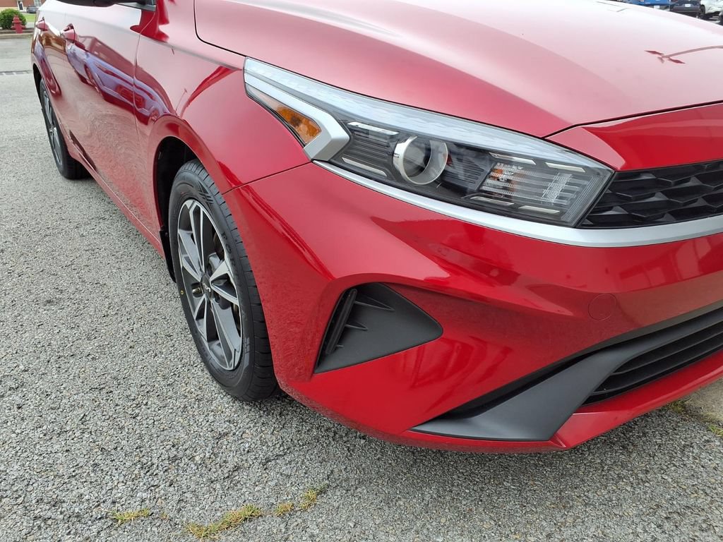 Used 2024 Kia Forte LXS w/ LXS Technology Package FWD image 24
