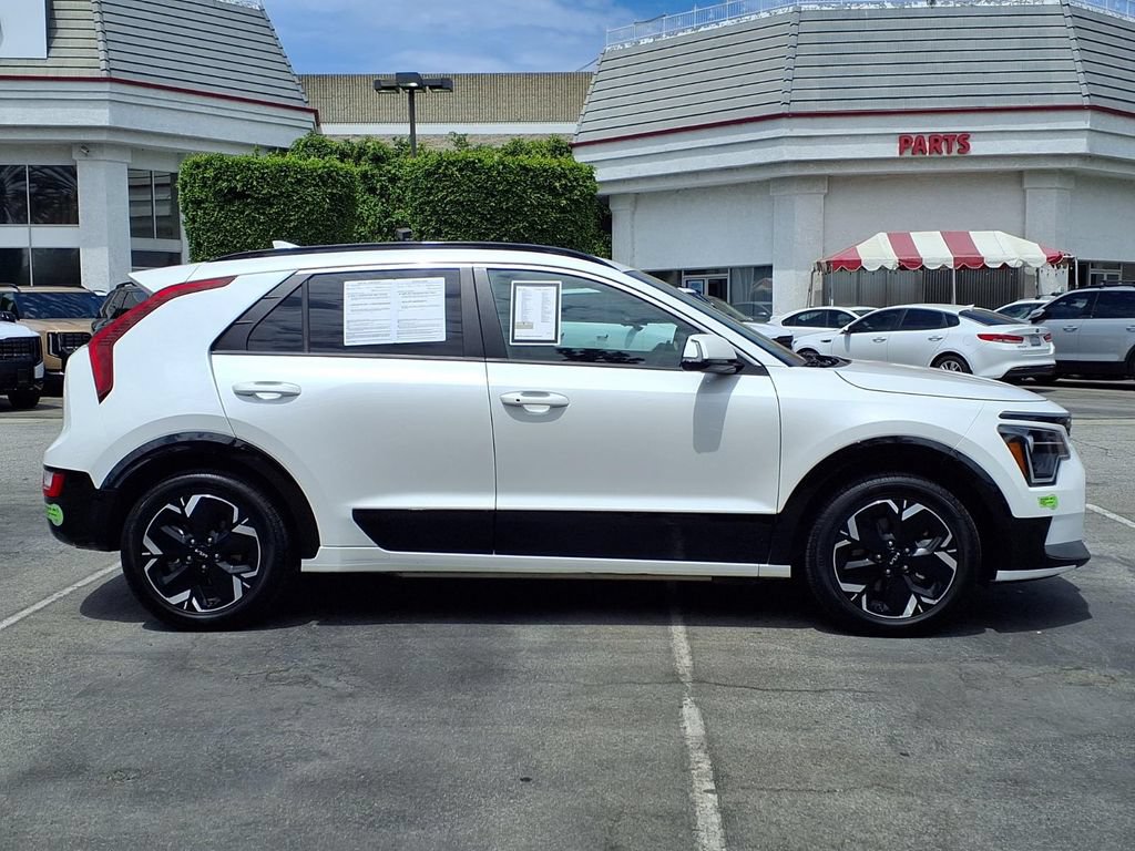 Certified 2023 Kia Niro Wind FWD image 5