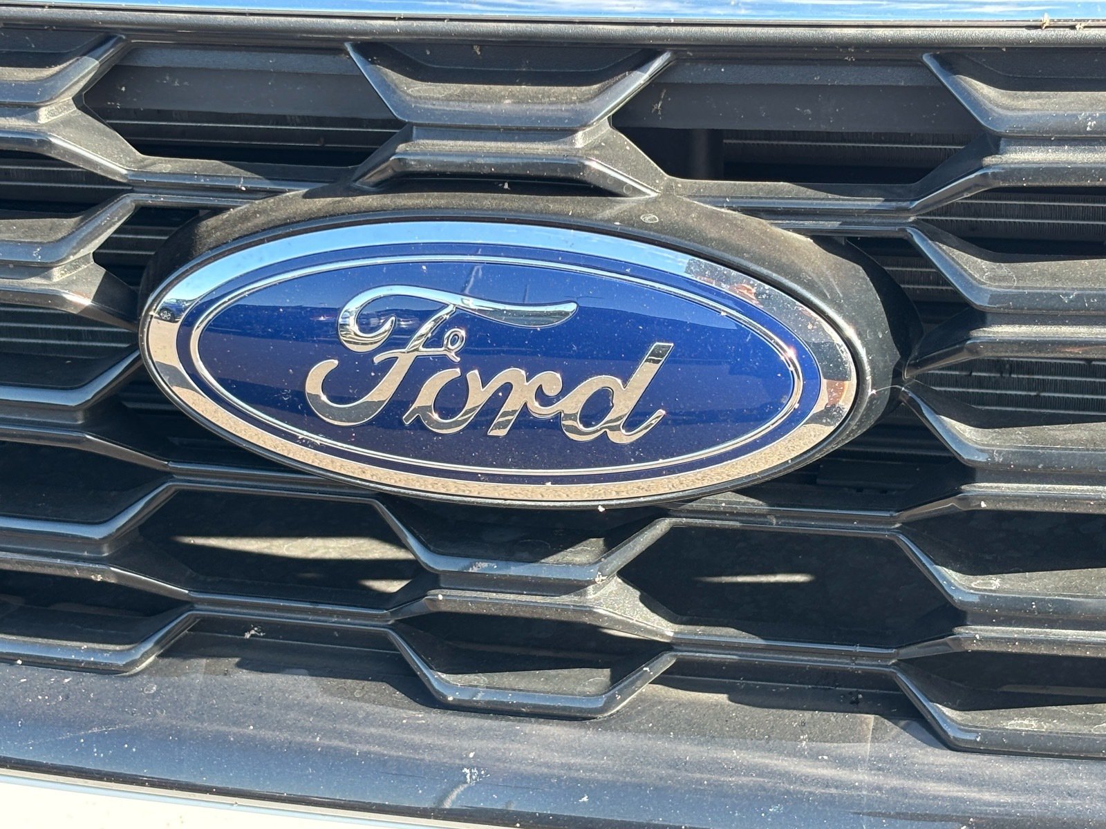 Used 2024 Ford Escape ST-Line w/ Tech Pack #1 FWD image 9