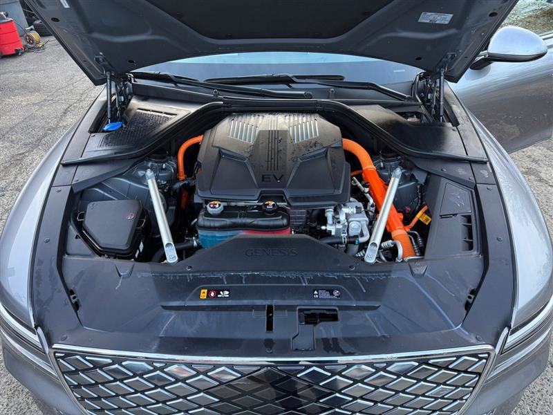 Used 2024 Genesis G80 image 18