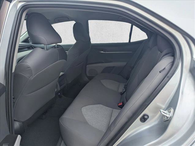 Used 2022 Toyota Camry LE FWD image 13