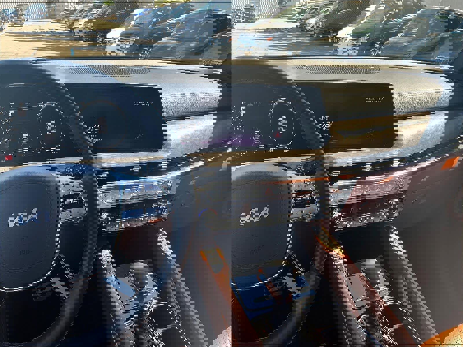 Used 2025 Kia Telluride SX X-Line image 8