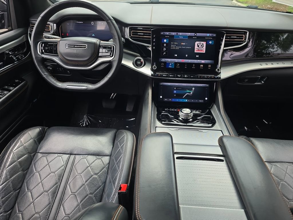 Used 2023 Jeep Grand Wagoneer Series III image 18