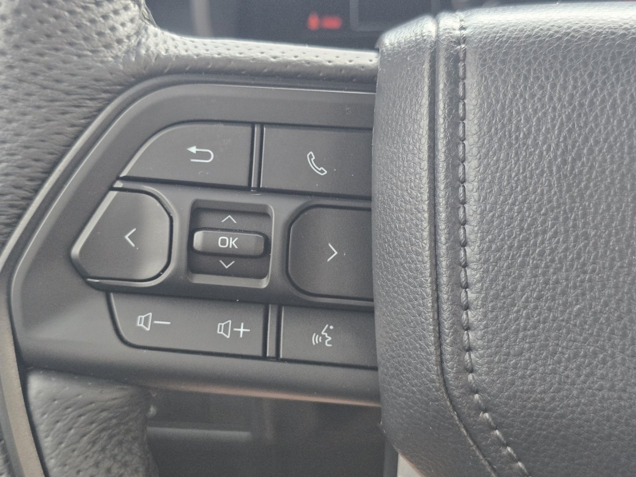 Certified 2025 Toyota Sequoia TRD Pro AWD/4WD image 35