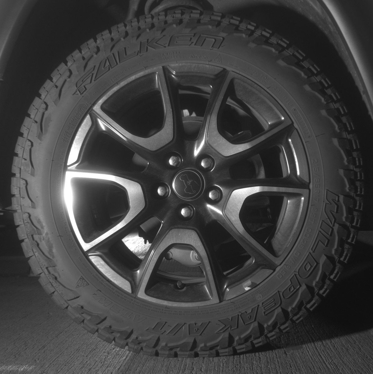 Used 2025 Jeep Compass Trailhawk image 15