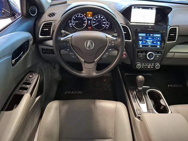 Used 2018 Acura RDX w/ Technology Package AWD/4WD image 10