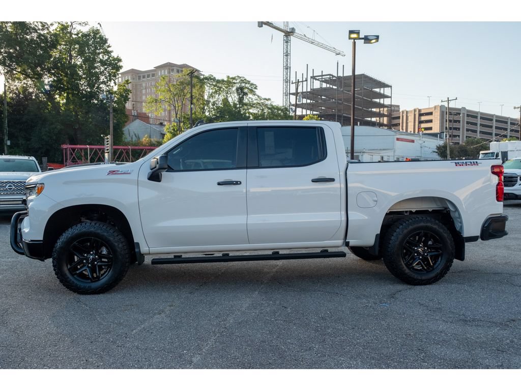 Used 2024 Chevrolet Silverado 1500 LT Trail Boss w/ Convenience Package II AWD/4WD image 5