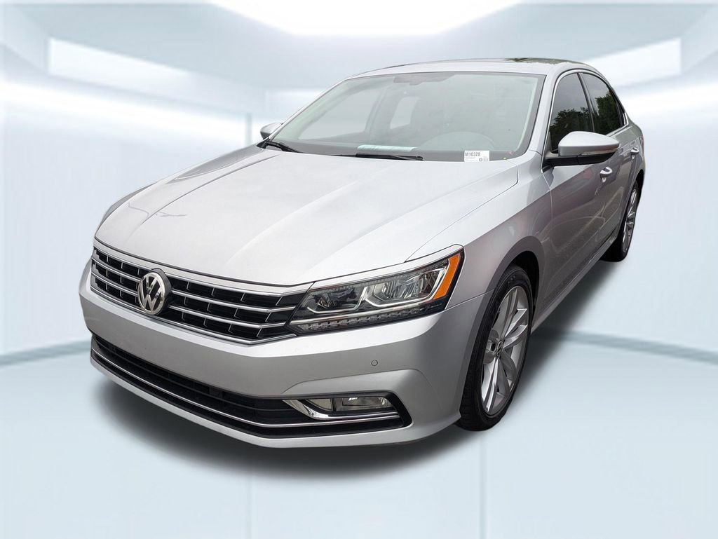 Used 2018 Volkswagen Passat 2.0T SE FWD image 1
