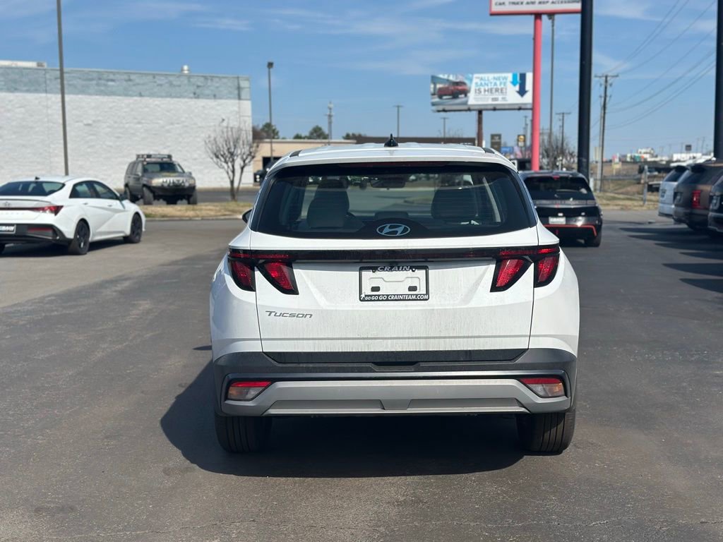 Used 2025 Hyundai Tucson SE image 6