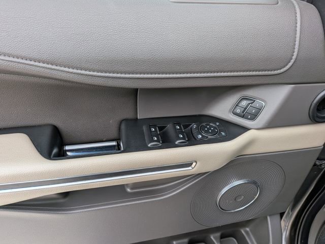Used 2020 Ford Expedition XLT w/ Equipment Group 202A image 11