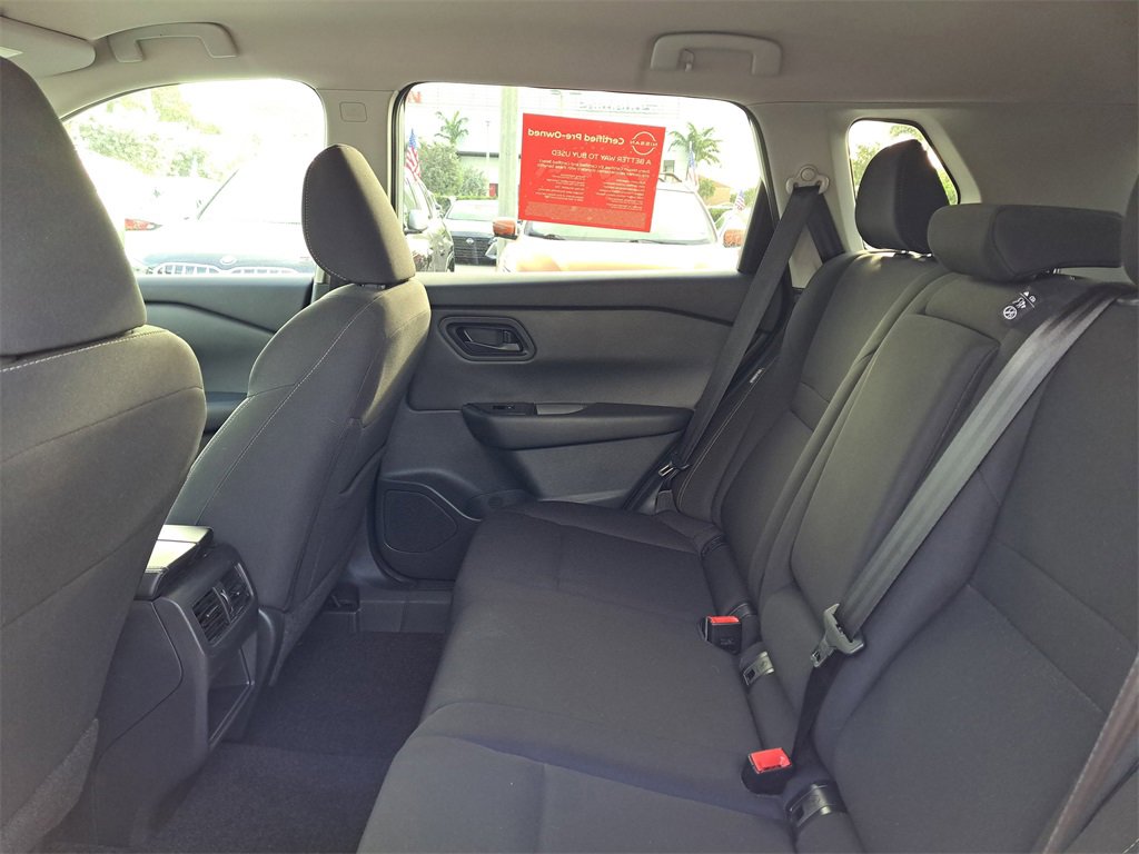 Certified 2025 Nissan Rogue S image 7