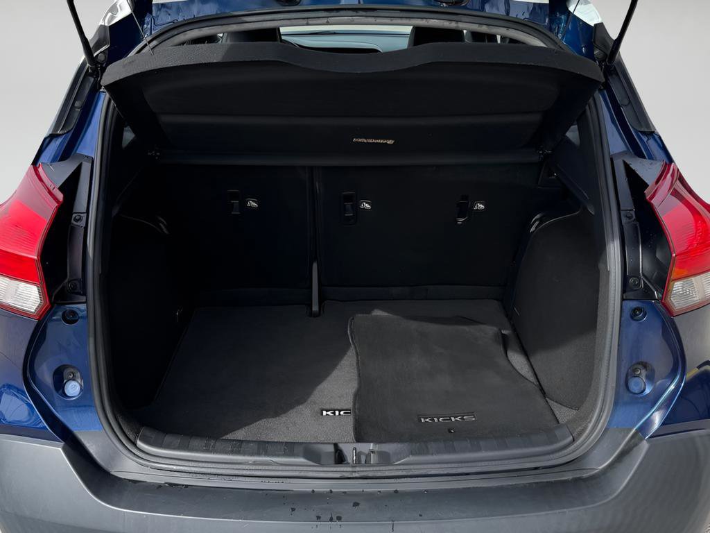 Used 2019 Nissan Kicks SR w/ SR Premium Package image 24