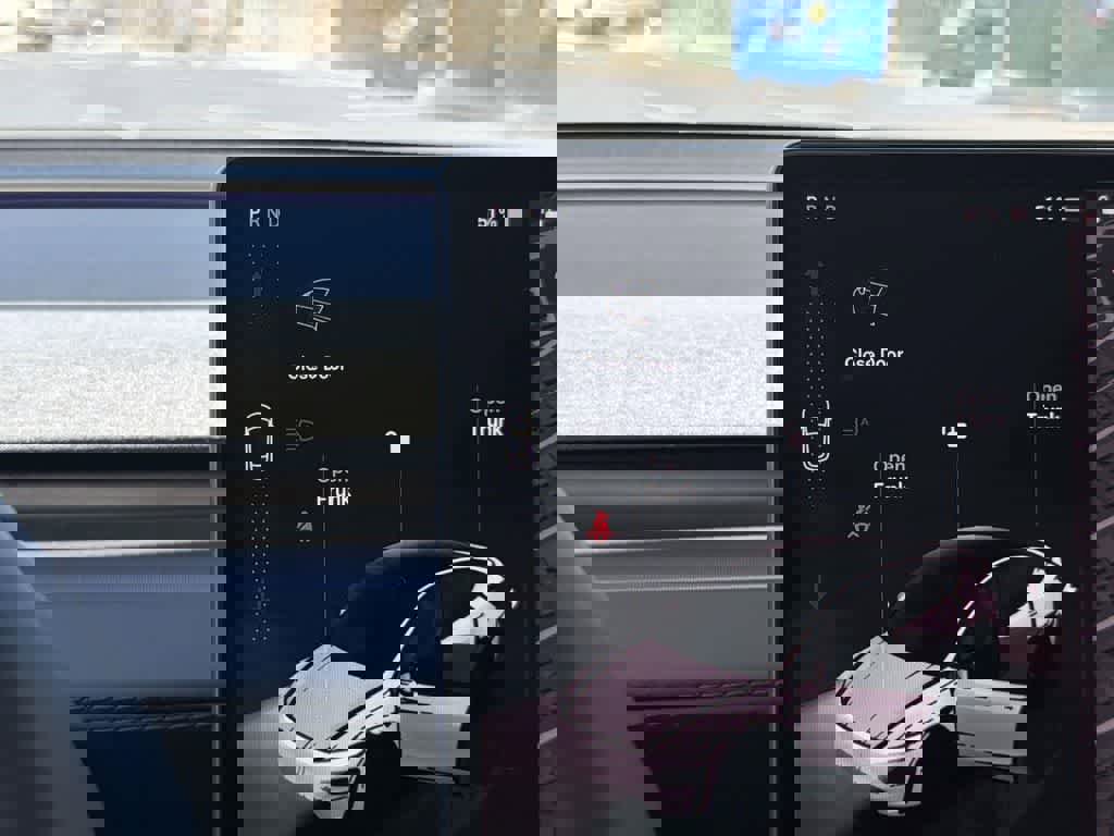 Used 2026 Tesla Model Y AWD image 18