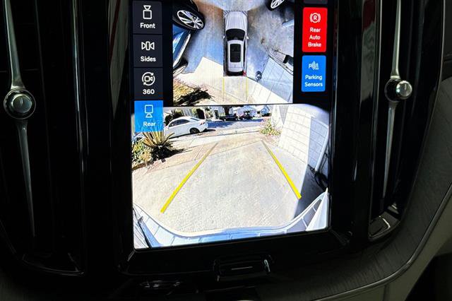 Used 2025 Volvo XC60 T8 Ultra w/ Protection Package Premier AWD/4WD image 21