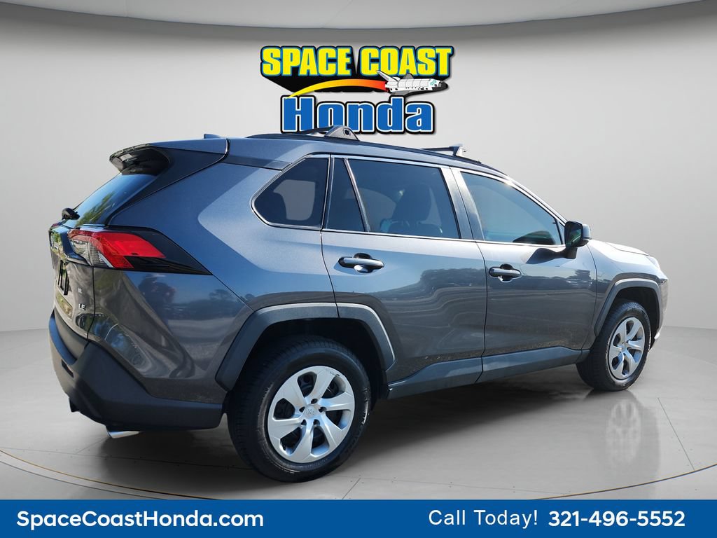 Used 2020 Toyota RAV4 LE FWD image 10