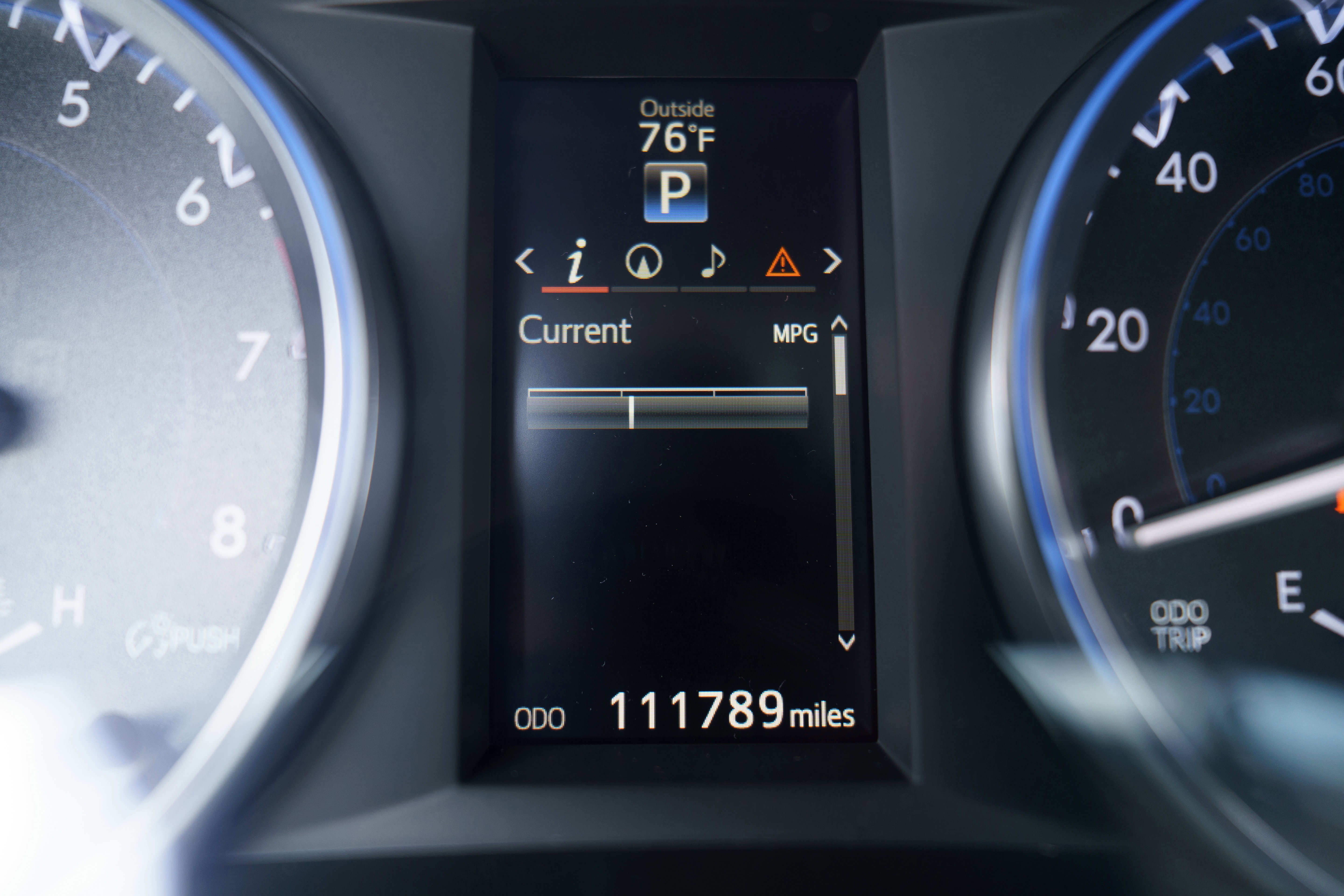 Used 2016 Toyota Highlander XLE image 23