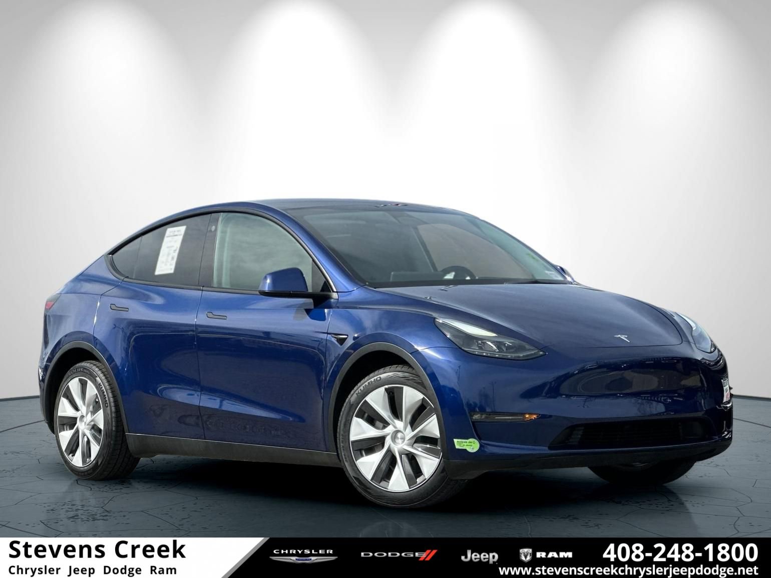 Used 2023 Tesla Model Y Long Range image 1