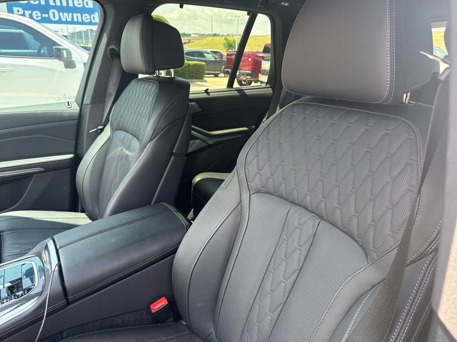 Used 2026 BMW X5 M60i AWD/4WD image 15