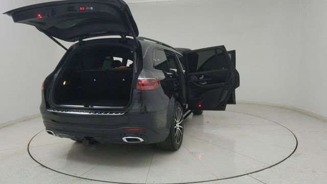Used 2025 Mercedes-Benz GLS 450 4MATIC image 84