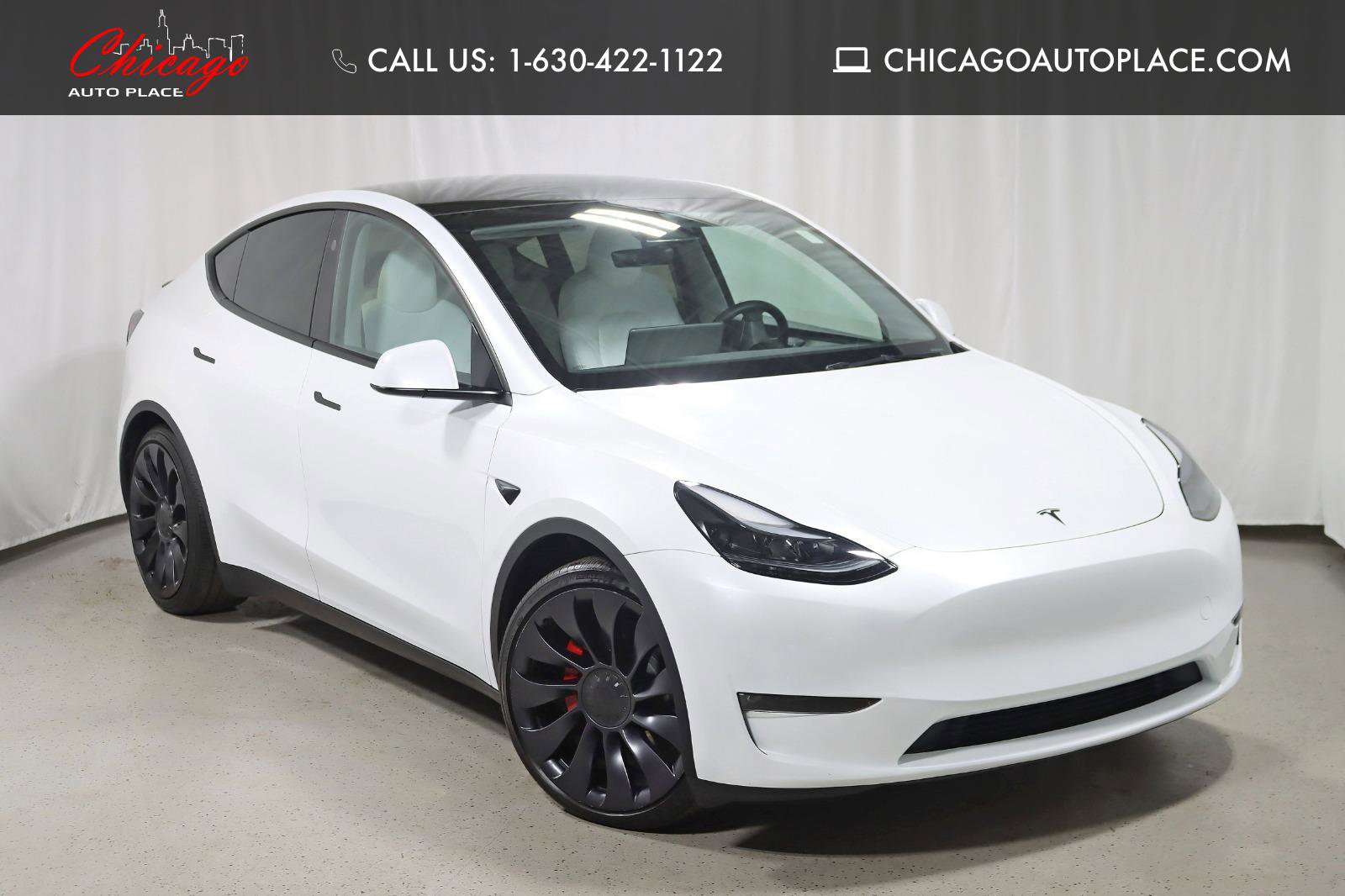 Used 2025 Tesla Model Y Performance image 1