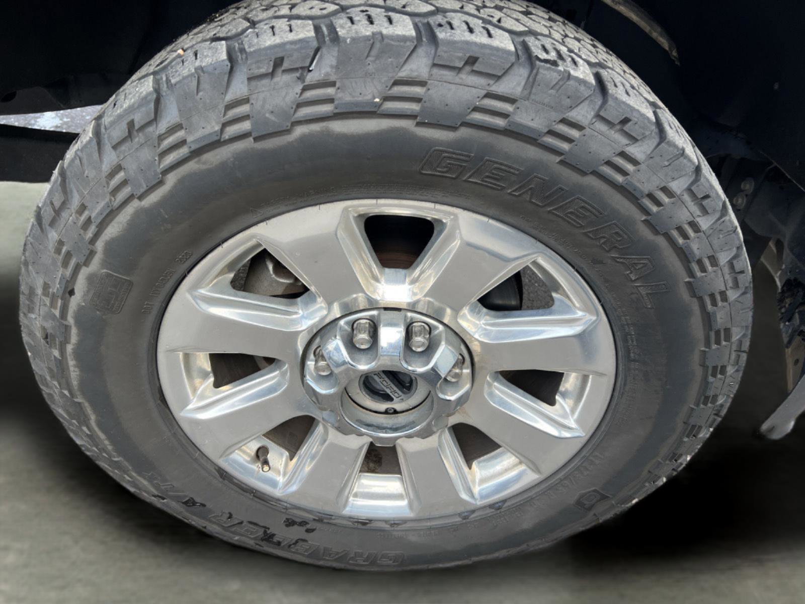 Used 2021 Ford F250 Platinum w/ FX4 Off-Road Package image 8