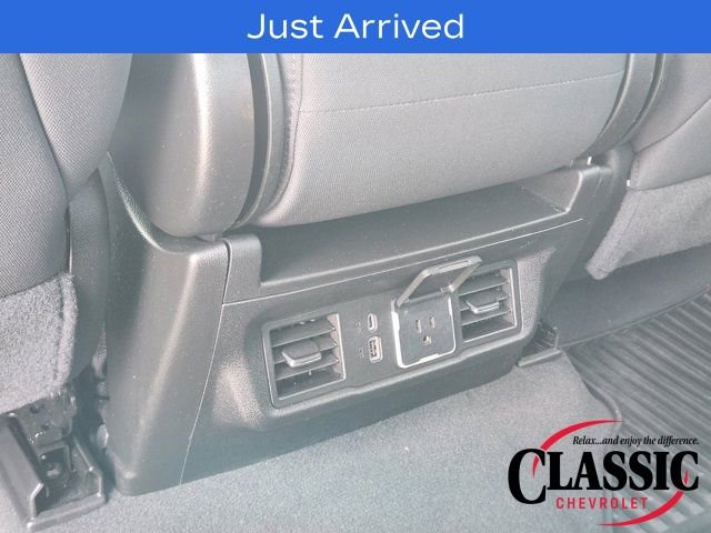 Used 2024 Chevrolet Silverado 1500 LT w/ Convenience Package II image 39