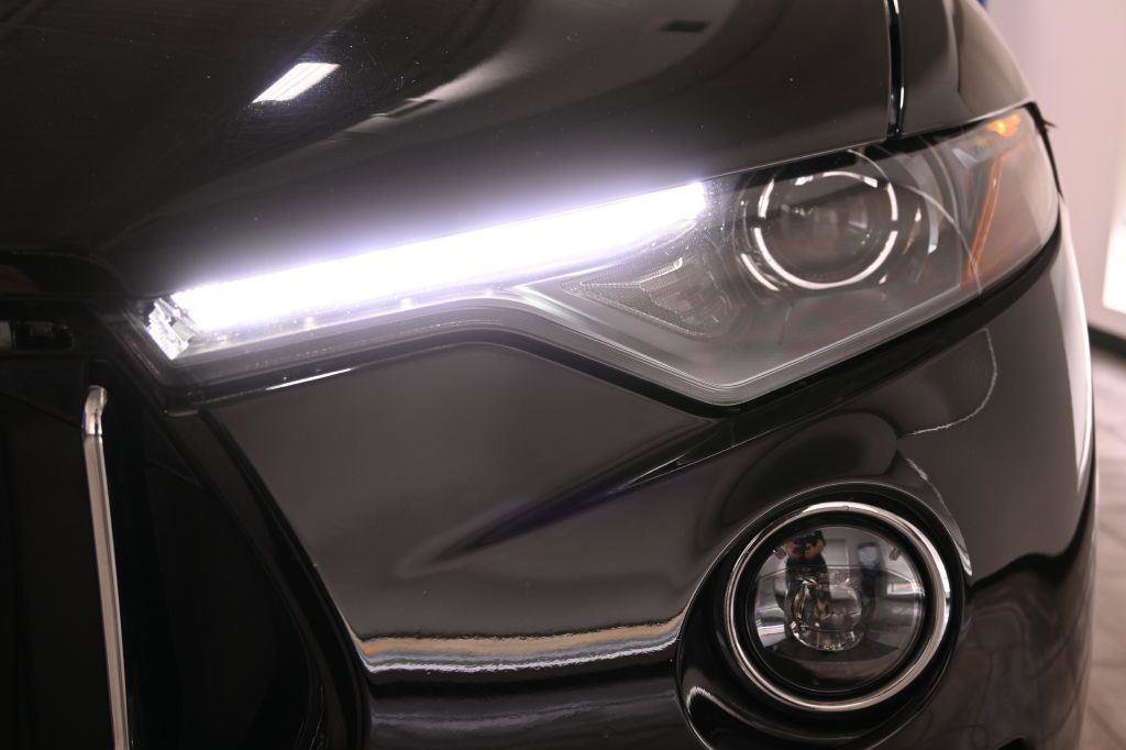 Used 2017 Maserati Levante image 30