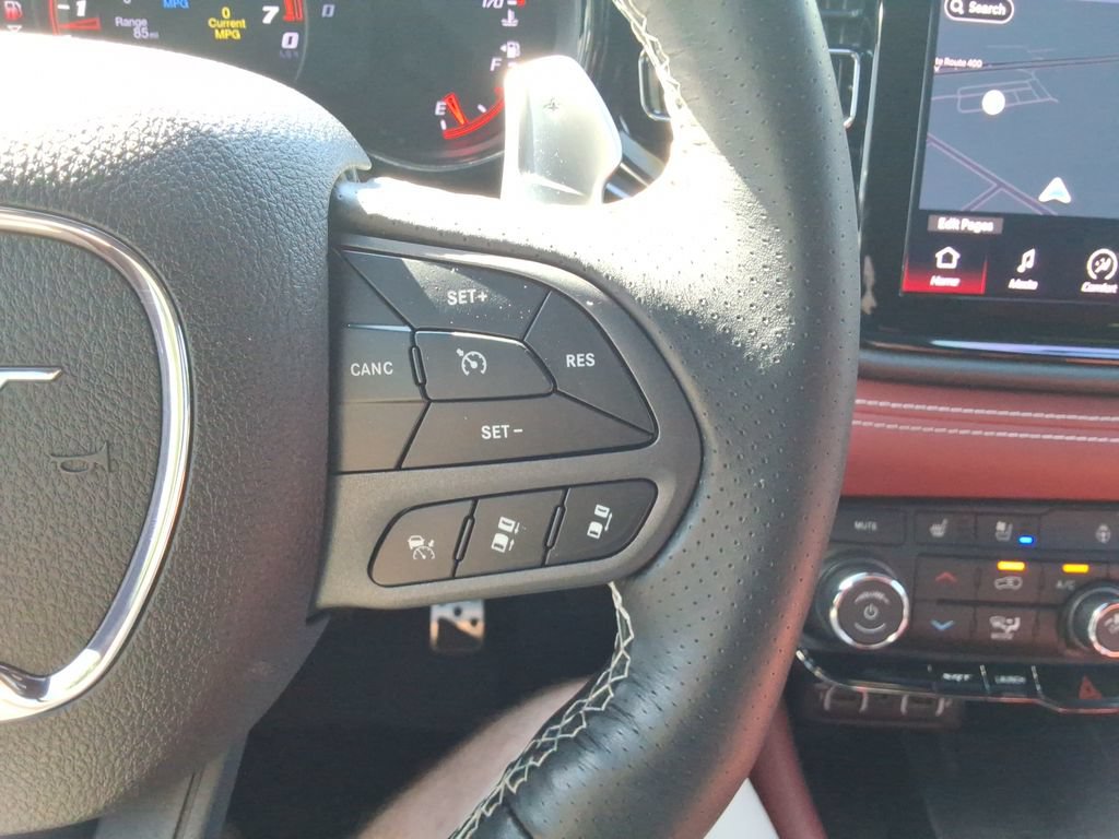 Used 2023 Dodge Durango SRT AWD/4WD image 28