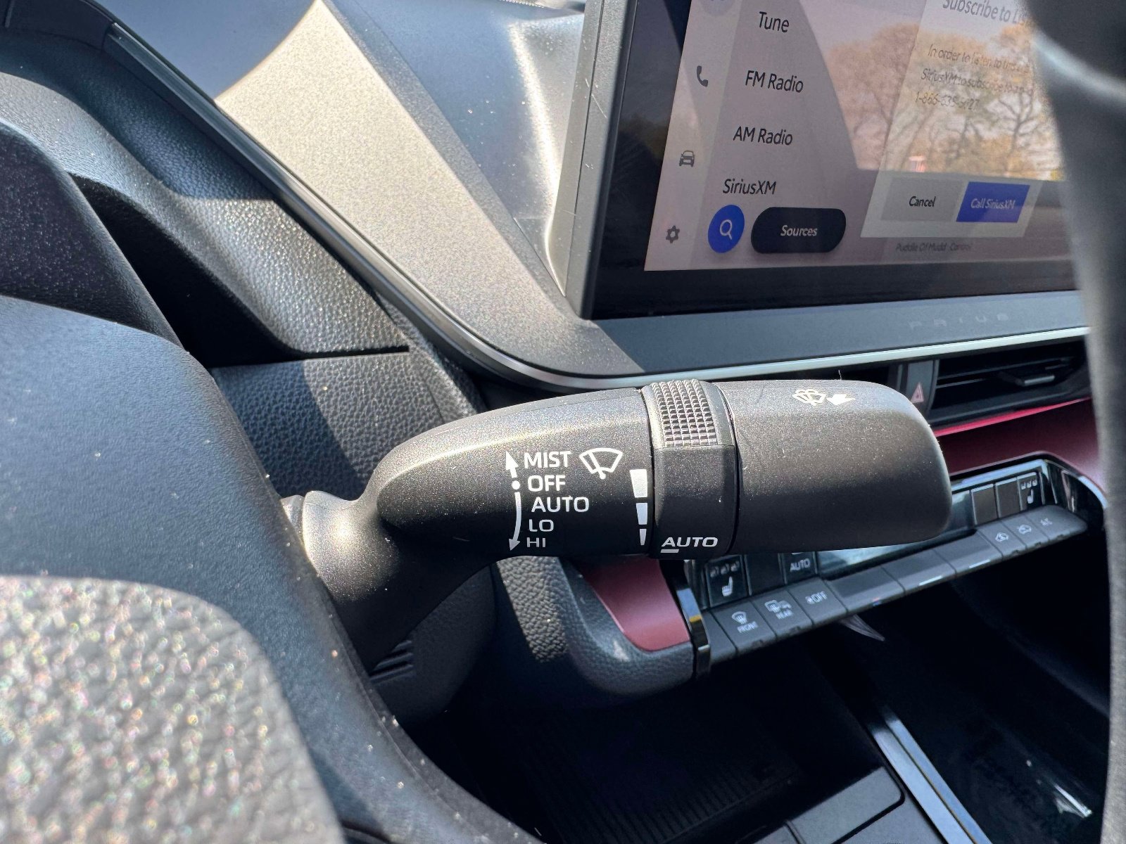 Used 2023 Toyota Prius Prime FWD image 29