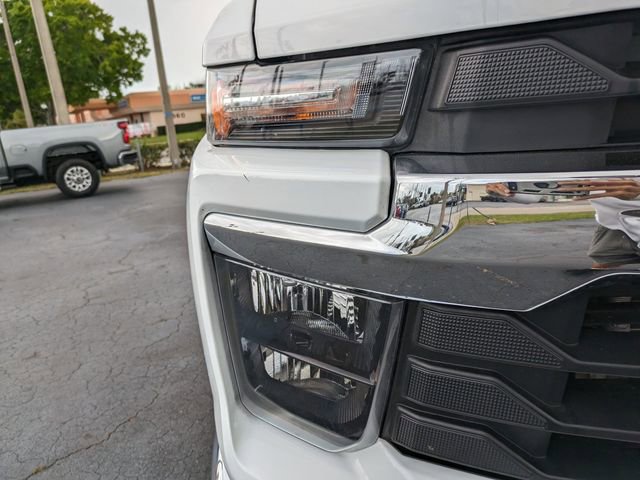 Used 2025 Chevrolet Silverado 2500 LT w/ Convenience Package image 10