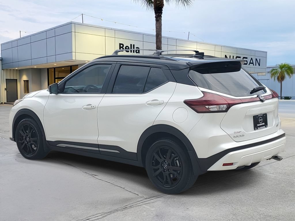 Certified 2024 Nissan Kicks SR w/ SR Premium Package FWD image 3