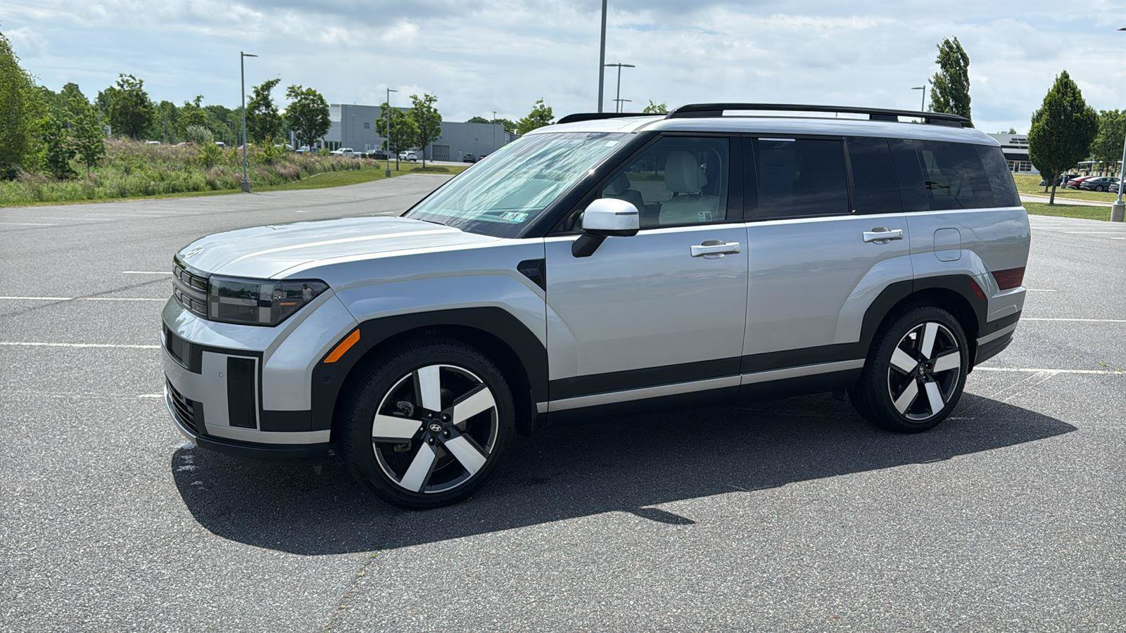 Certified 2024 Hyundai Santa Fe Limited AWD/4WD image 13