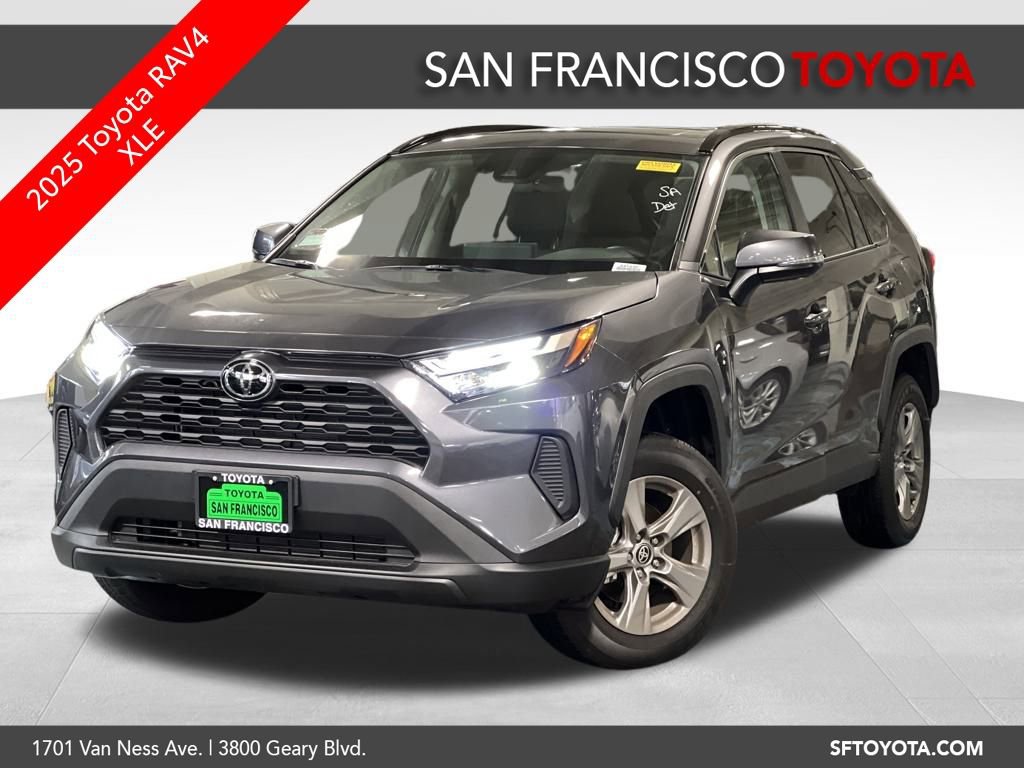 Used 2025 Toyota RAV4 XLE image 1