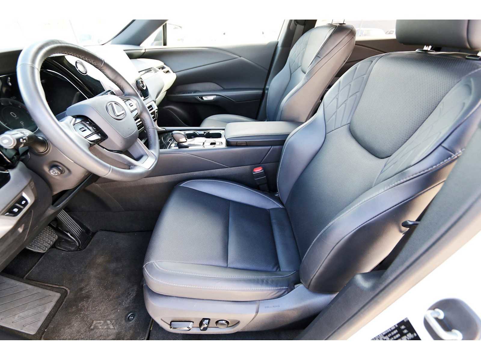 Used 2024 Lexus RX 350 FWD w/ Technology Package image 11