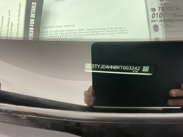 Used 2024 Toyota Tacoma SR image 20